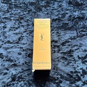 YSL All Hours Luminous Natural Matte 24 Hour Longwear Foundation LW8